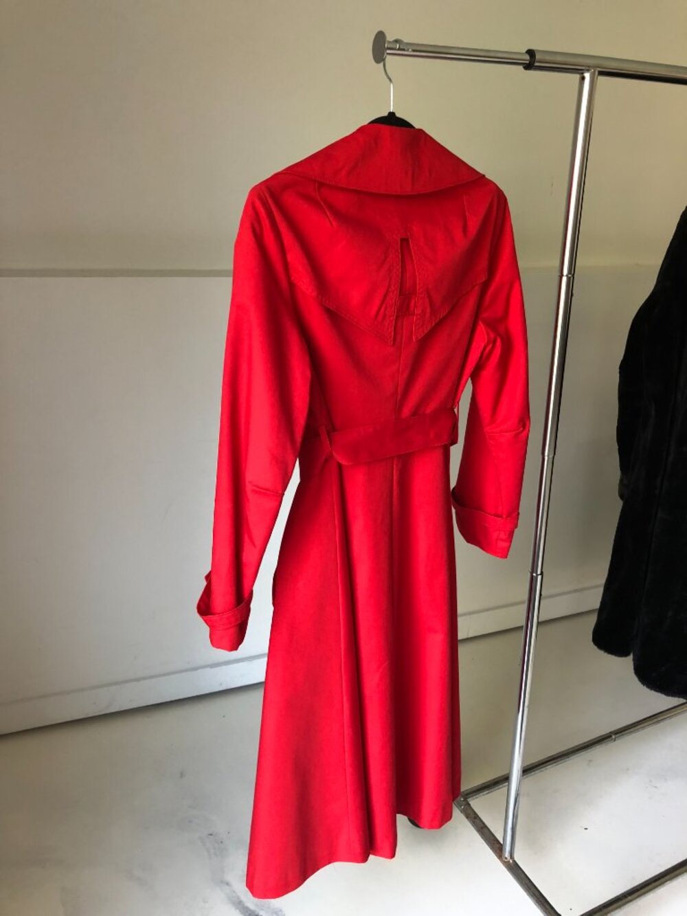Vintage 70s Red Trench Coat United Fashion Oversized Collar Belted Maxi - Picture 9 of 13